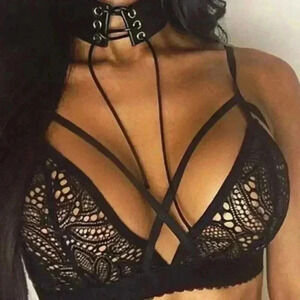 🆕Solid Lace Criss-Cross Bralette 🆕